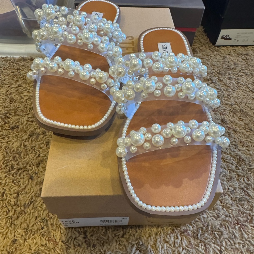 Steve Madden Sandals